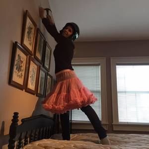 Meet your Posher, Vicky